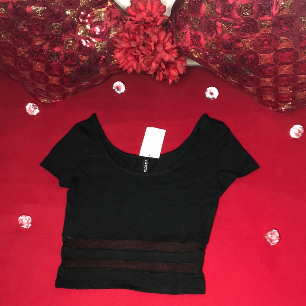 H&M black cropped top